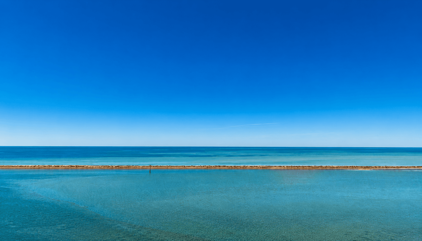 Ocean with blue sky